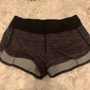 Lululemon Speed Up Low-Rise Short 2.5”